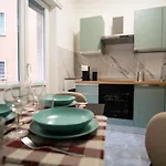 Apartamento Vatican Comfortable 5 Bedroom Flat - 6 Min Metro A By Orpi Rent