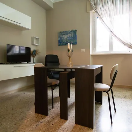 Vatican Comfortable 5 Bedroom Flat - 6 Min Metro A By Orpi Rent *