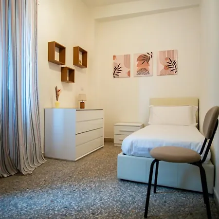 Apartmán Vatican Comfortable 5 Bedroom Flat - 6 Min Metro A By Orpi Rent *